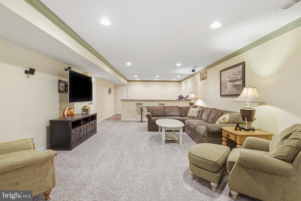 1612 TRAWLER LANE