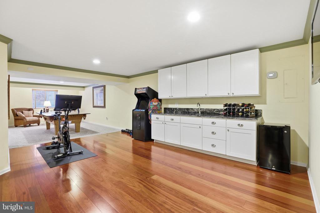 1612 TRAWLER LANE