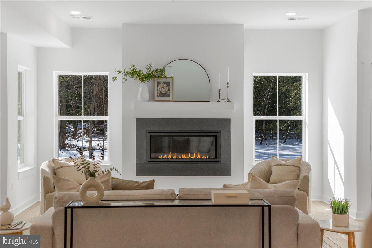 1340 E WEST SHADY SIDE ROAD