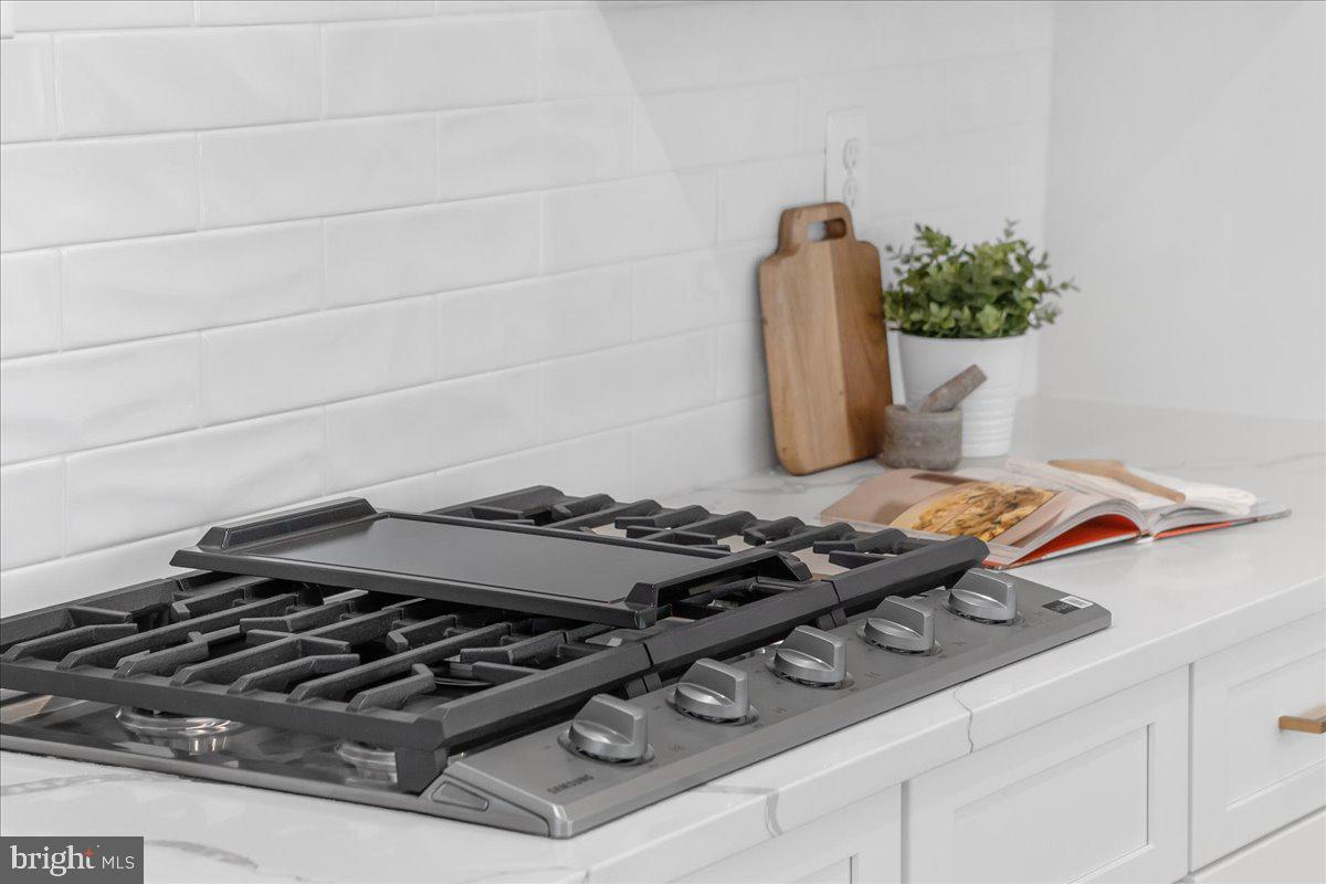 1340 E WEST SHADY SIDE ROAD