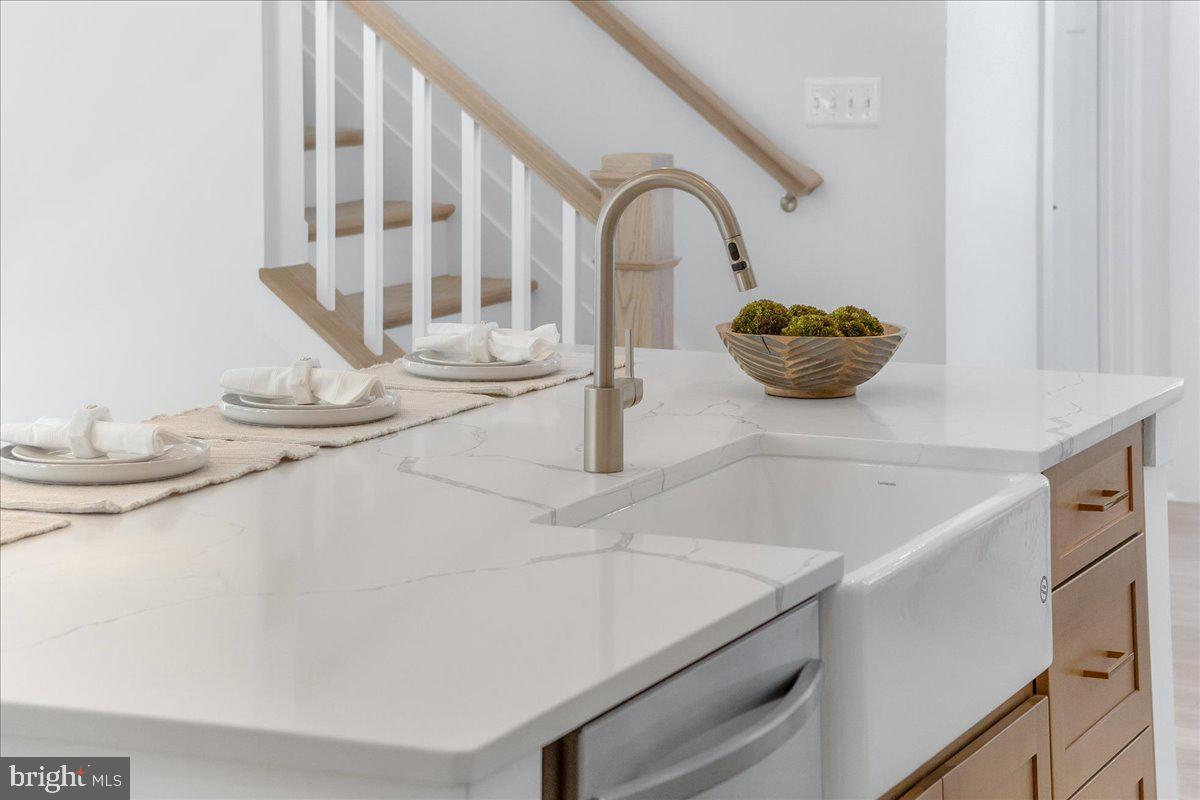 1340 E WEST SHADY SIDE ROAD