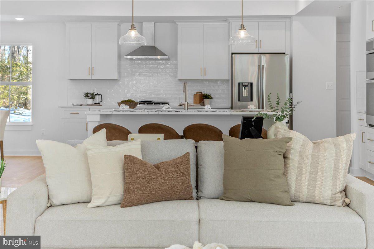 1340 E WEST SHADY SIDE ROAD