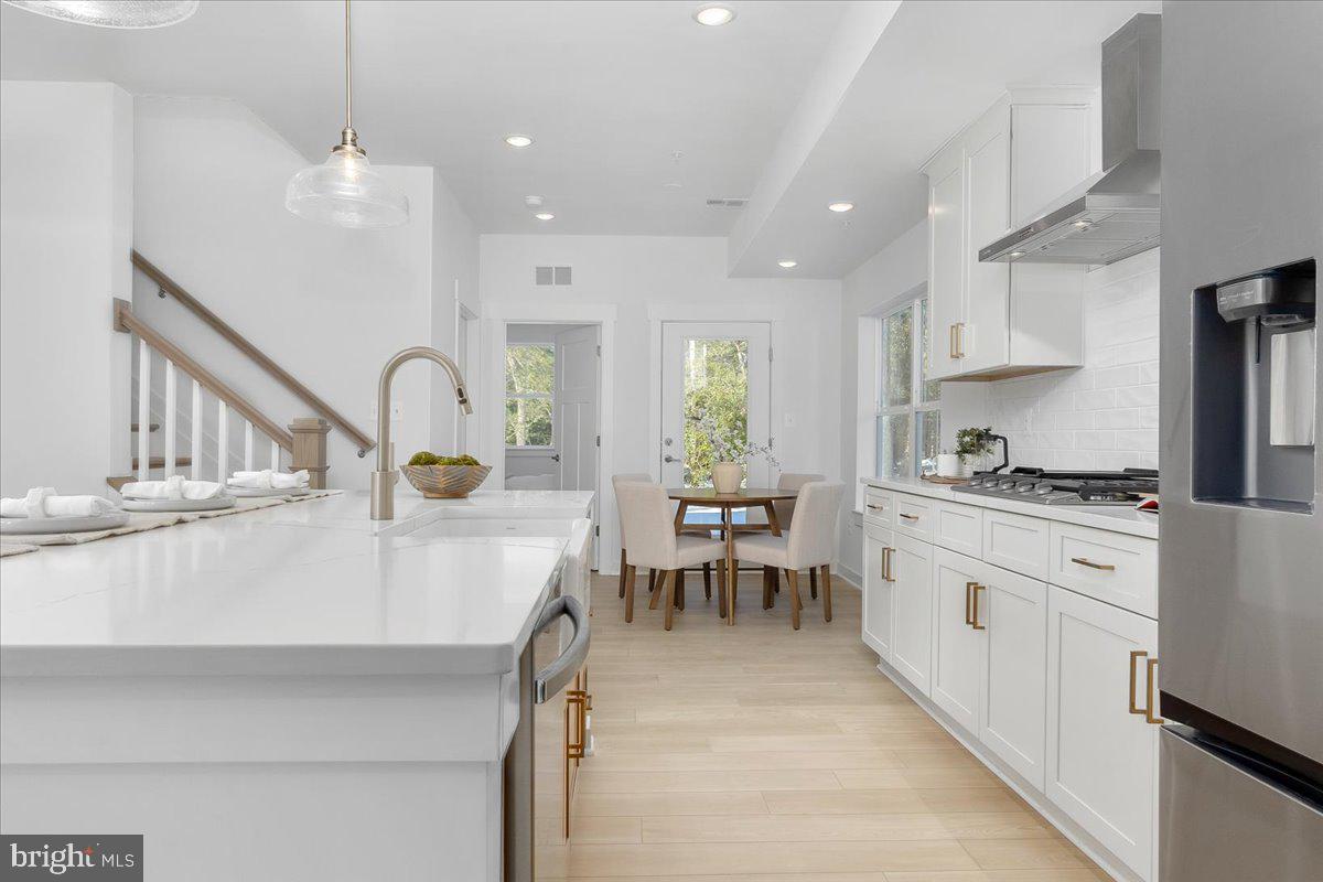 1340 E WEST SHADY SIDE ROAD