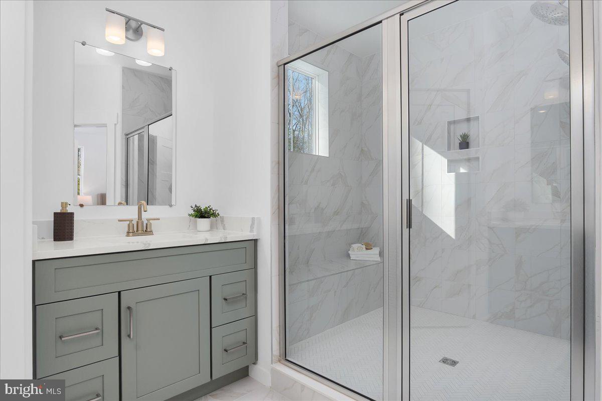 1340 E WEST SHADY SIDE ROAD