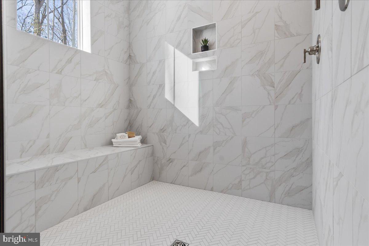 1340 E WEST SHADY SIDE ROAD