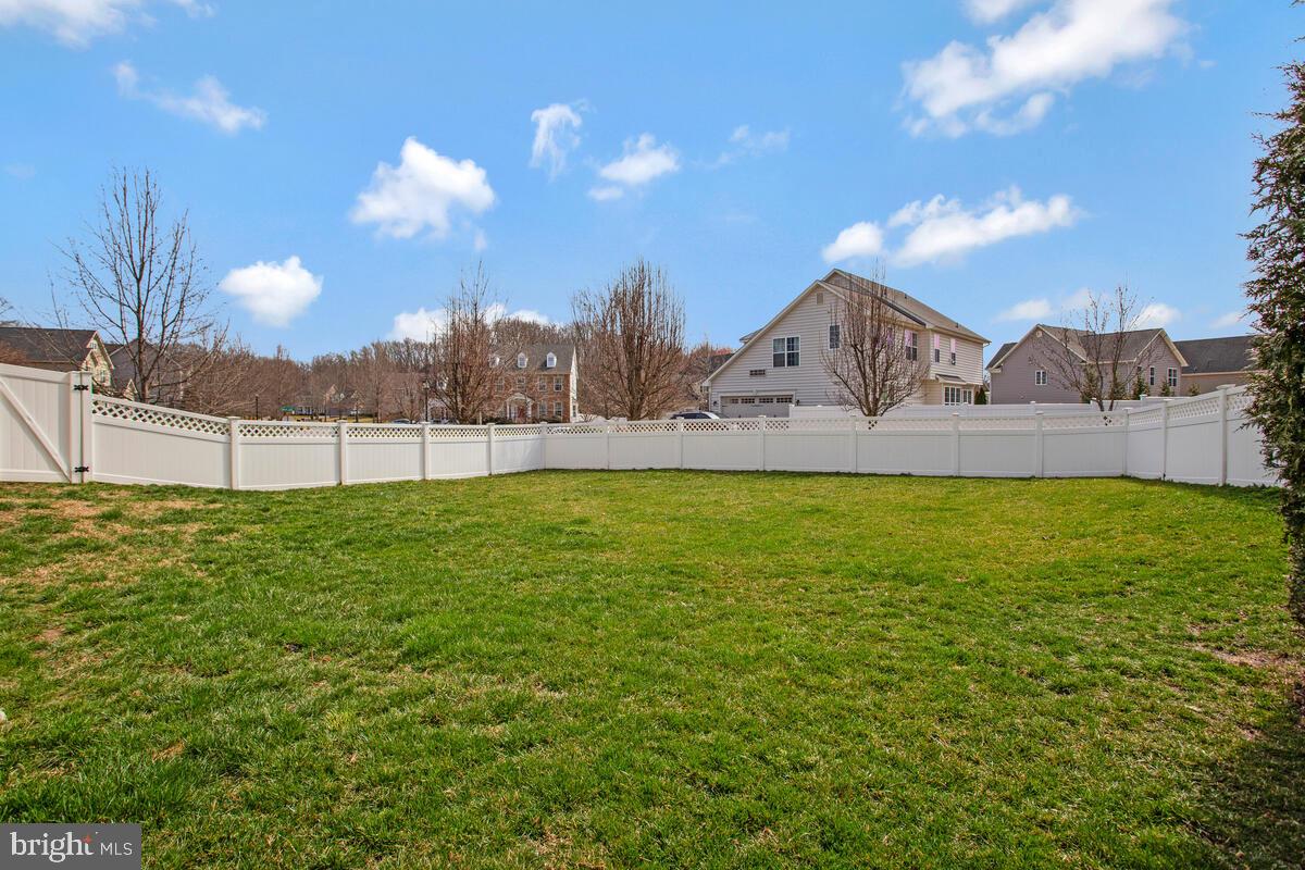 4240 SWEET LEAF LANE