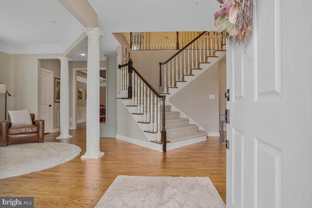 4240 SWEET LEAF LANE