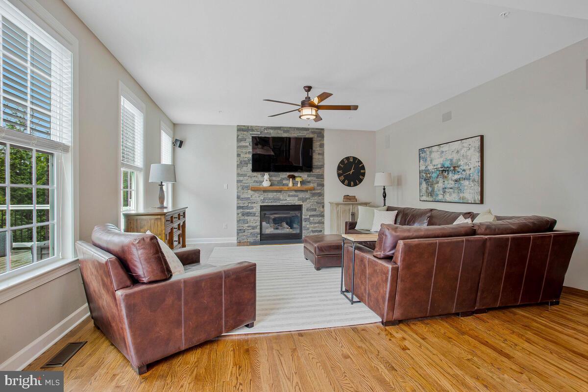 4240 SWEET LEAF LANE