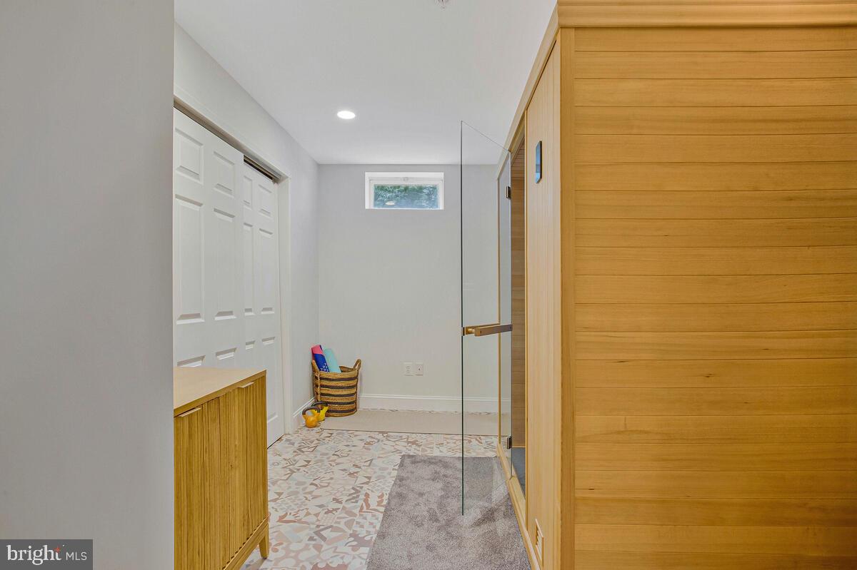 4240 SWEET LEAF LANE