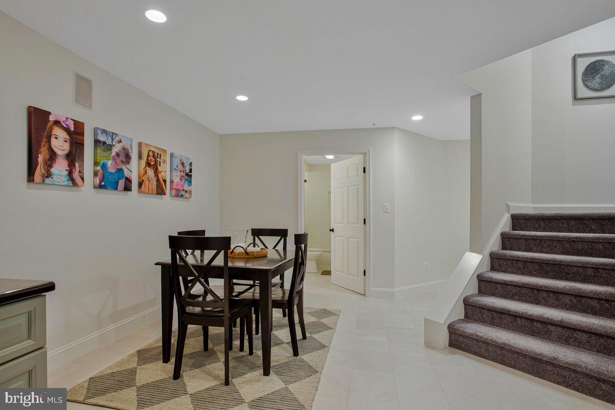4240 SWEET LEAF LANE