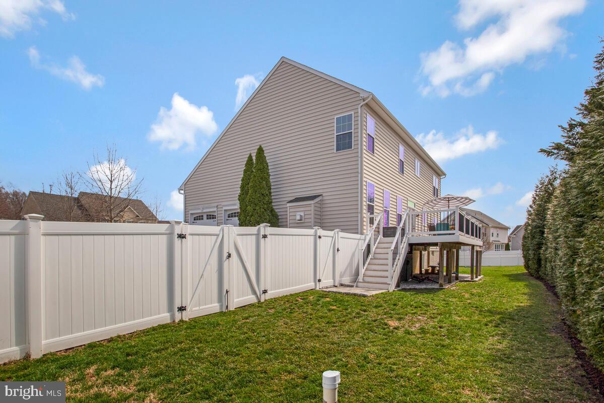 4240 SWEET LEAF LANE