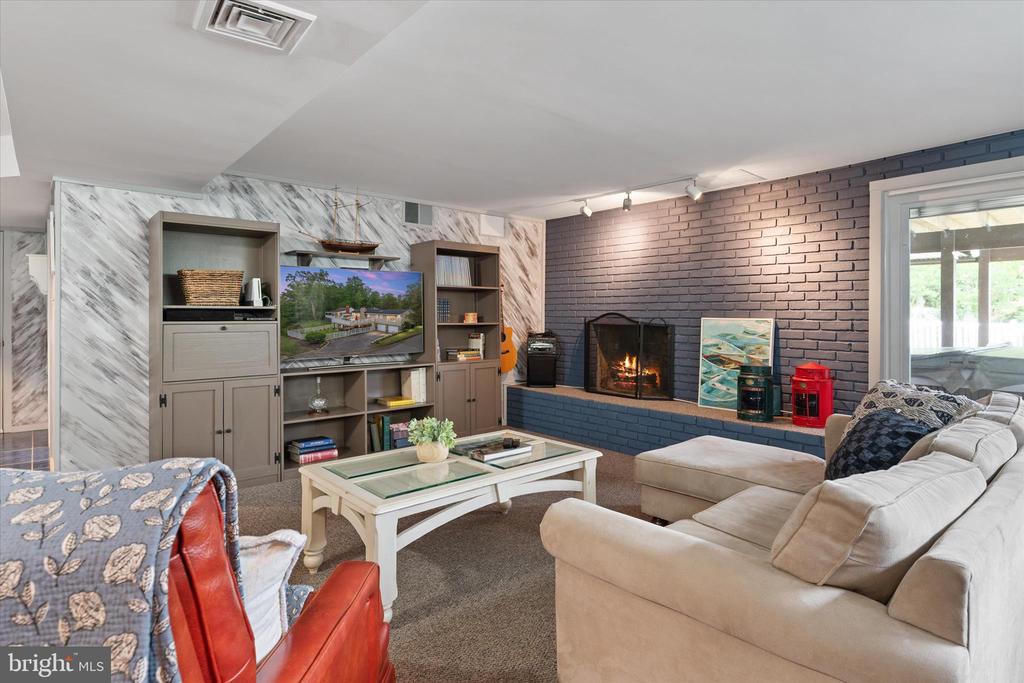 508 WALNUT DRIVE