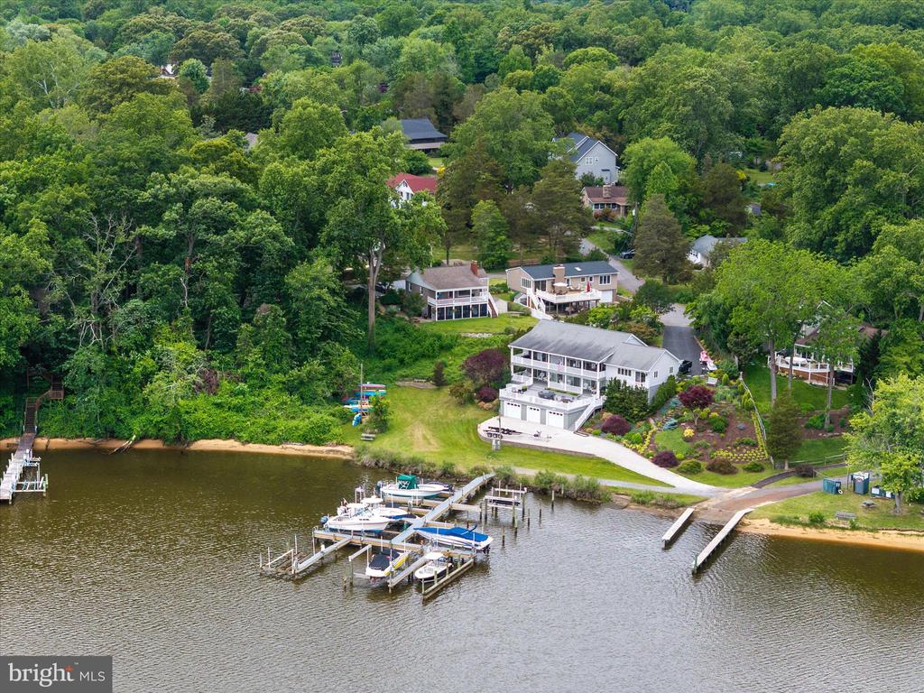 508 WALNUT DRIVE