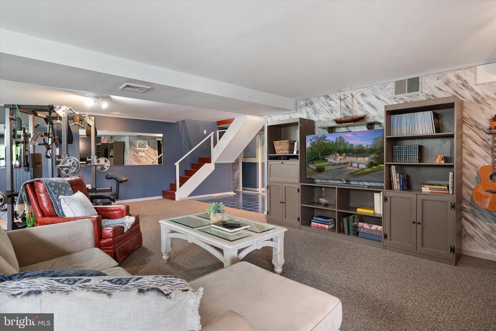 508 WALNUT DRIVE