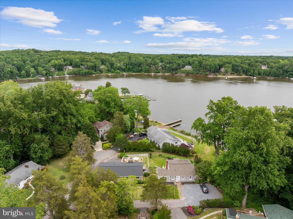 508 WALNUT DRIVE