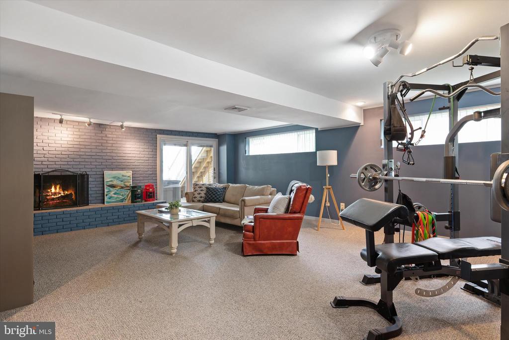 508 WALNUT DRIVE