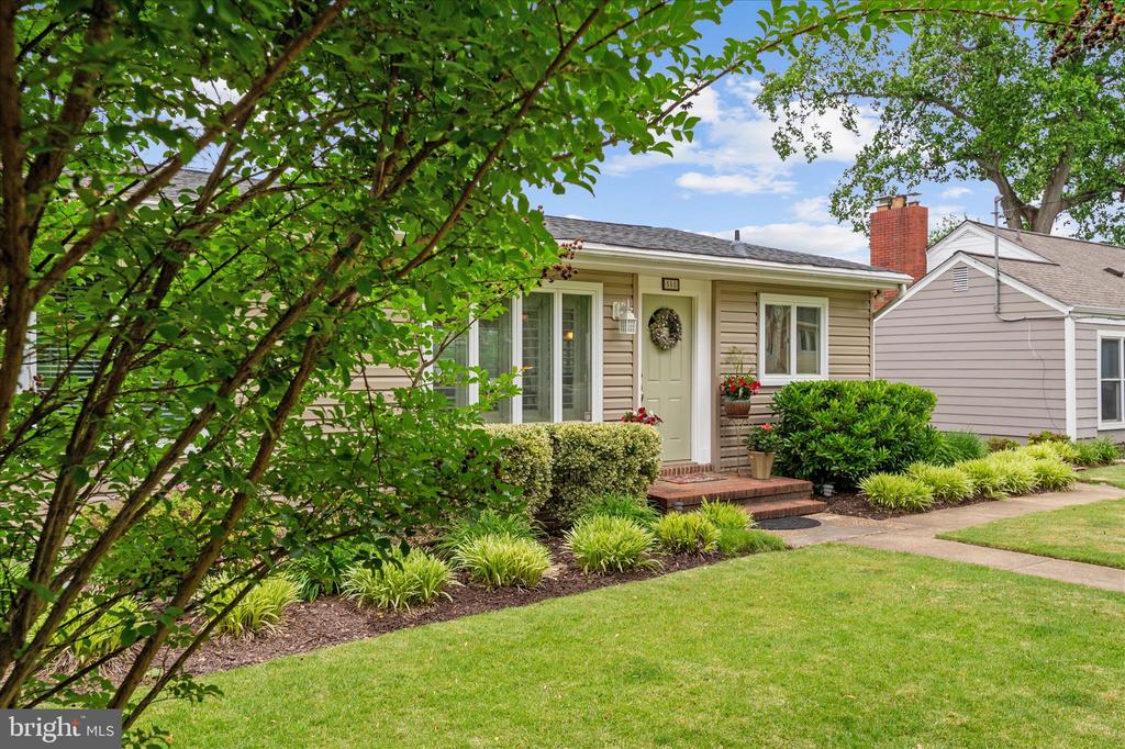 508 WALNUT DRIVE