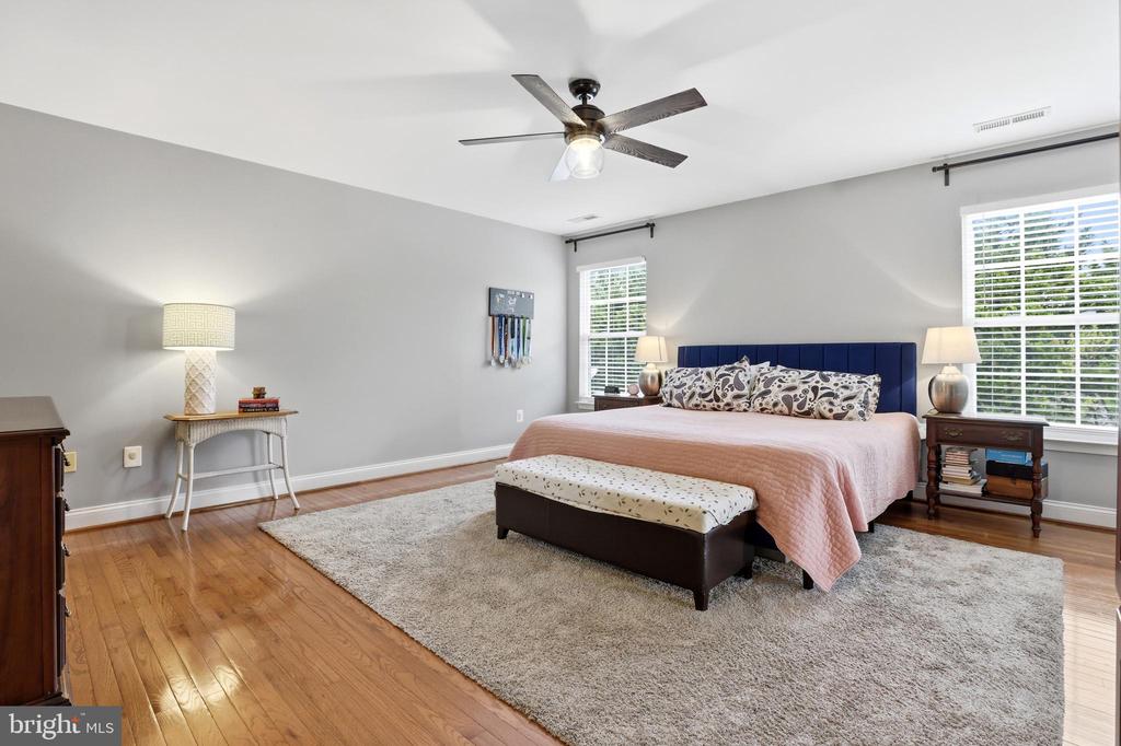 1610 STERN COURT