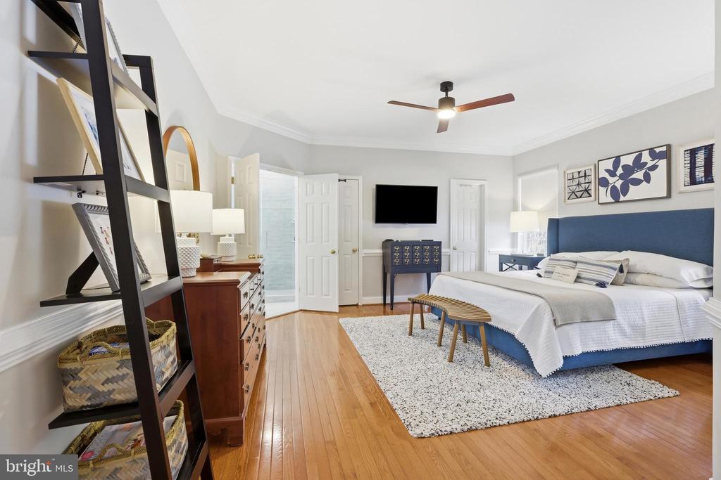 1610 STERN COURT