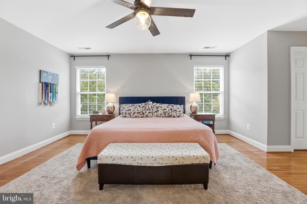1610 STERN COURT