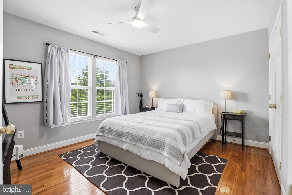 1610 STERN COURT