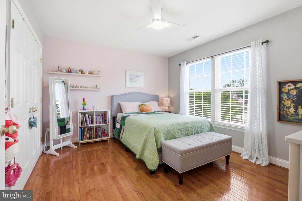 1610 STERN COURT