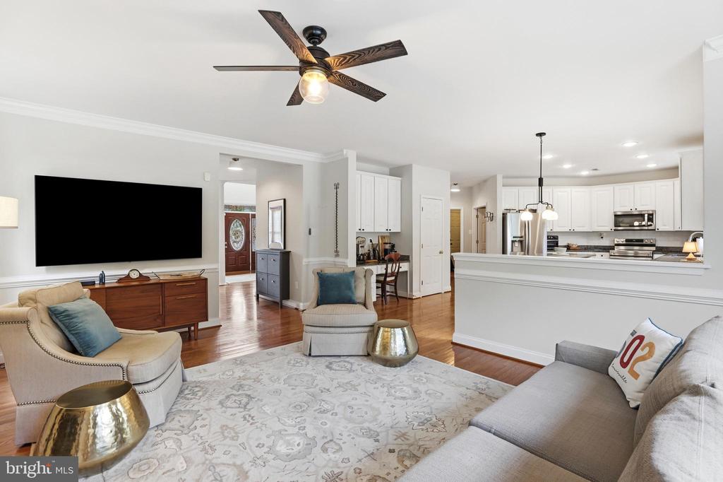 1610 STERN COURT