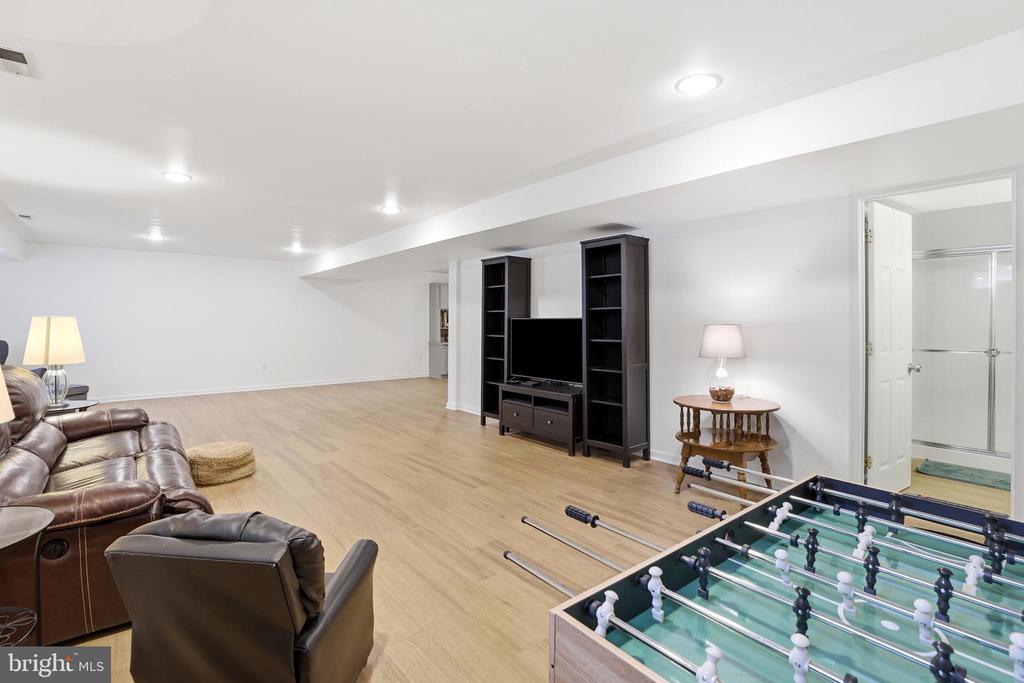1610 STERN COURT
