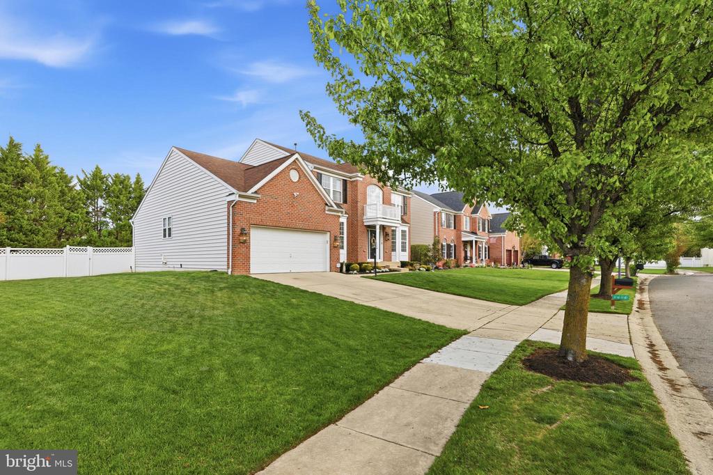 1610 STERN COURT