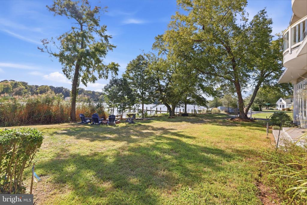 5739 SHORE DRIVE