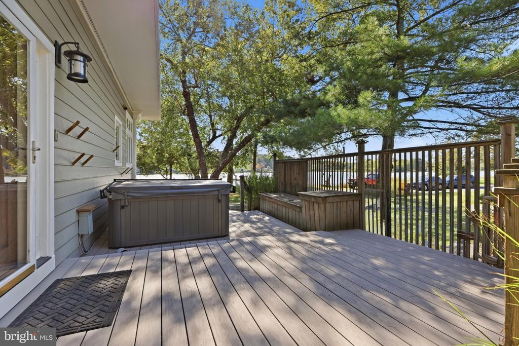 5739 SHORE DRIVE
