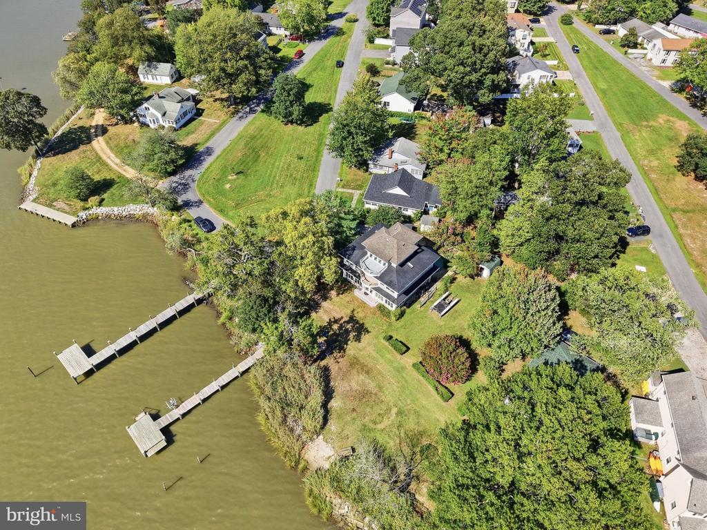 5739 SHORE DRIVE
