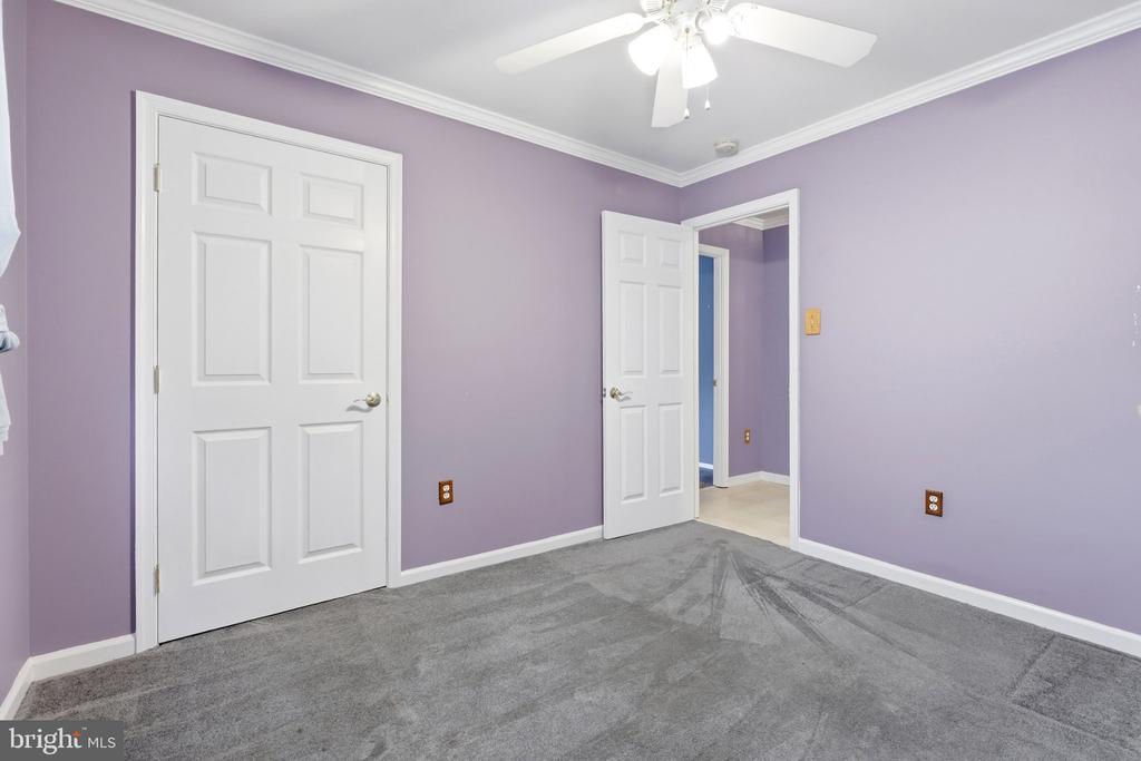 950 NOVEMBER COURT