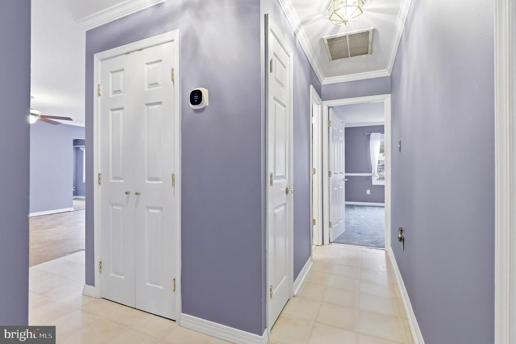 950 NOVEMBER COURT