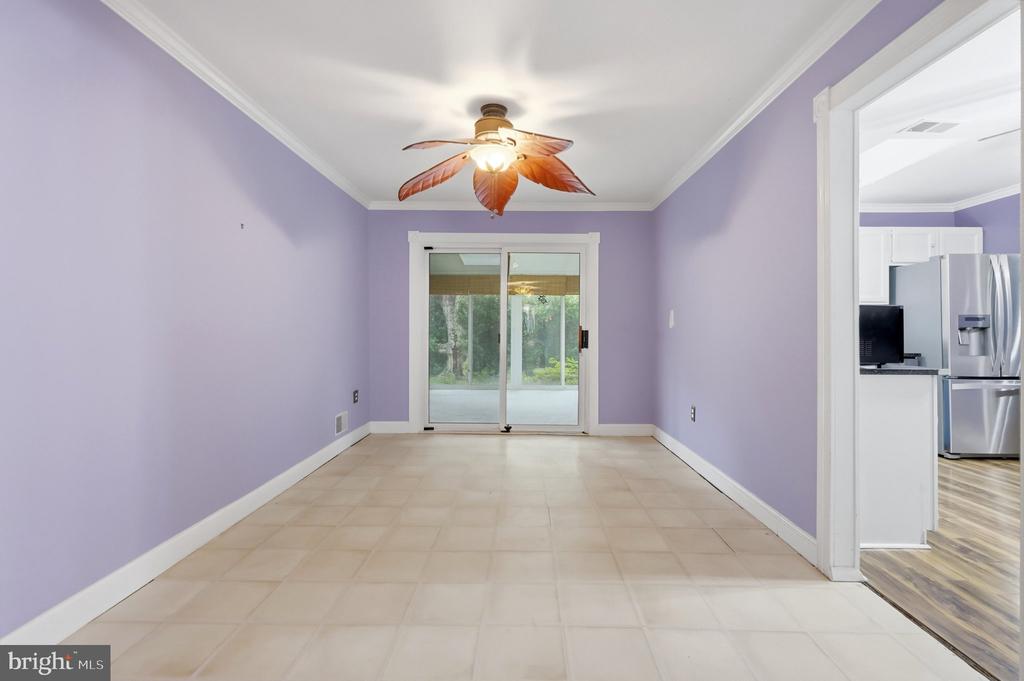 950 NOVEMBER COURT