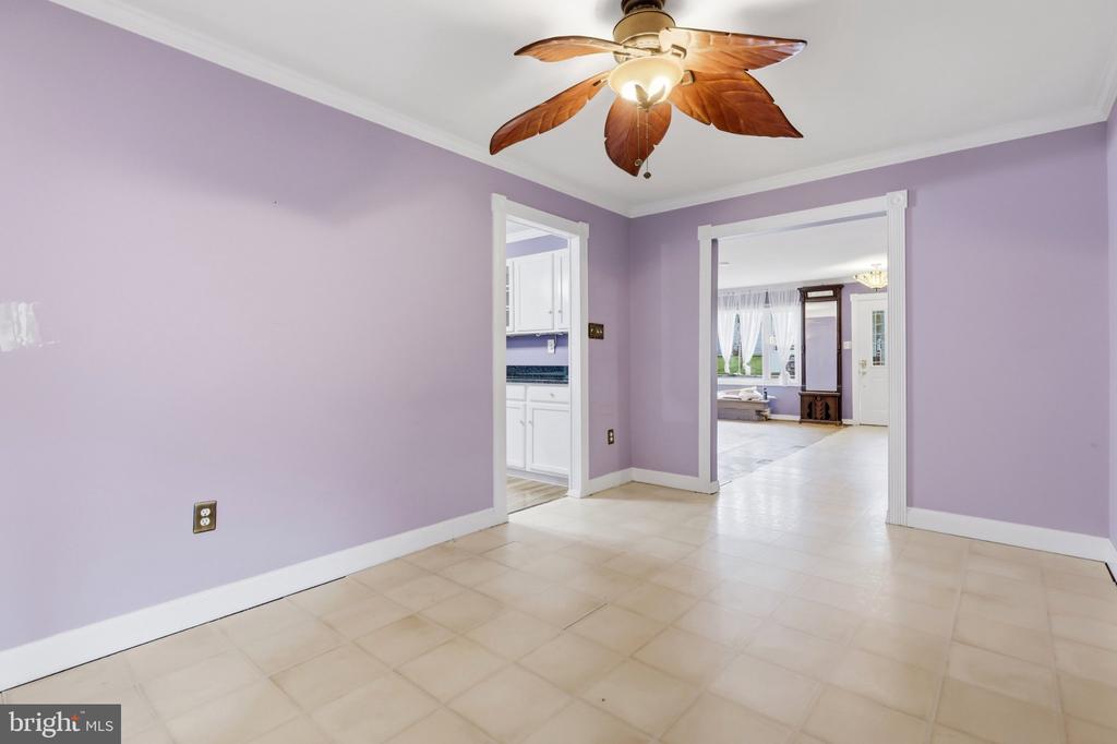 950 NOVEMBER COURT