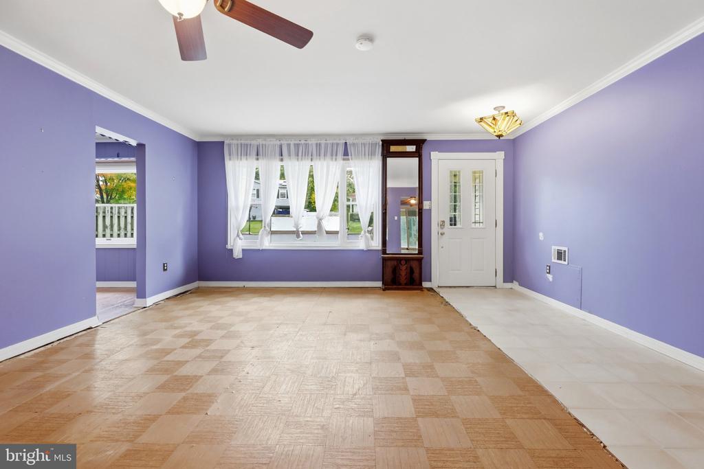 950 NOVEMBER COURT