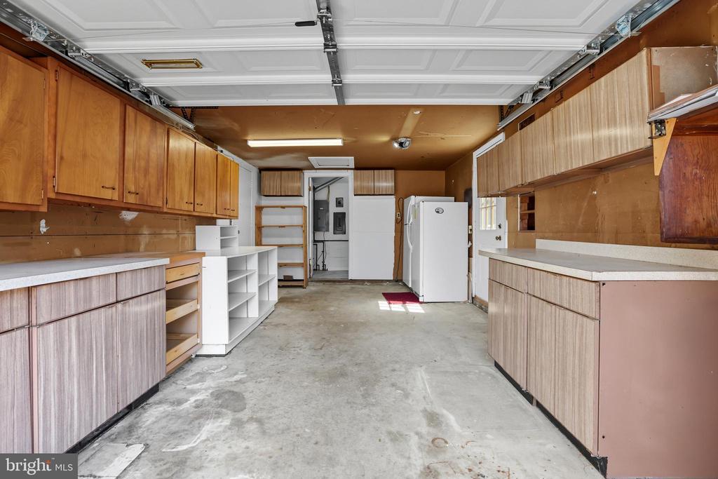 12402 SKYLARK LANE