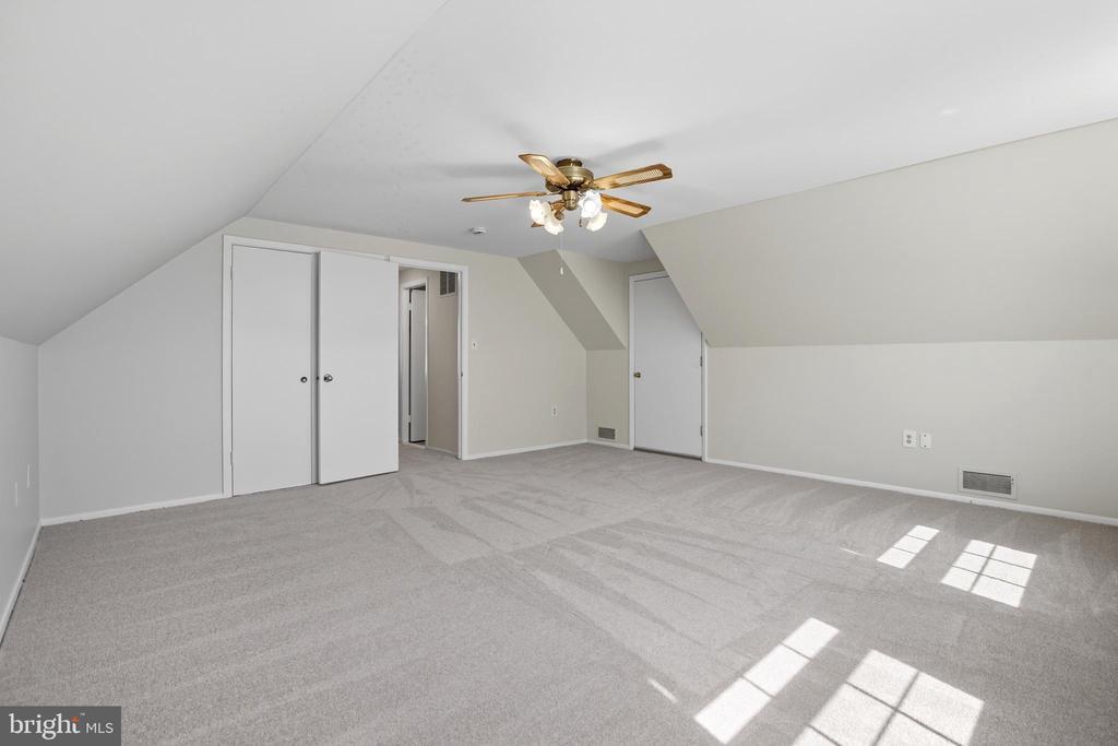 12402 SKYLARK LANE