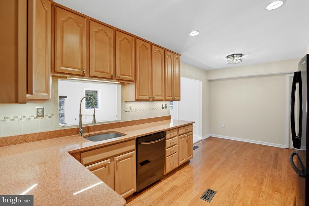 12402 SKYLARK LANE