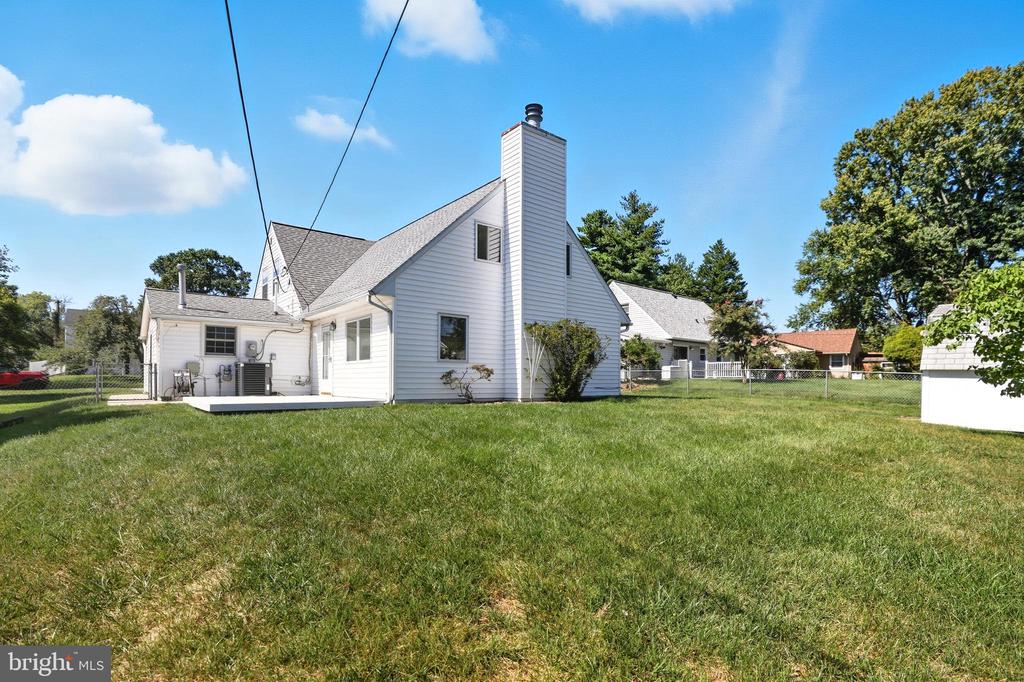12402 SKYLARK LANE