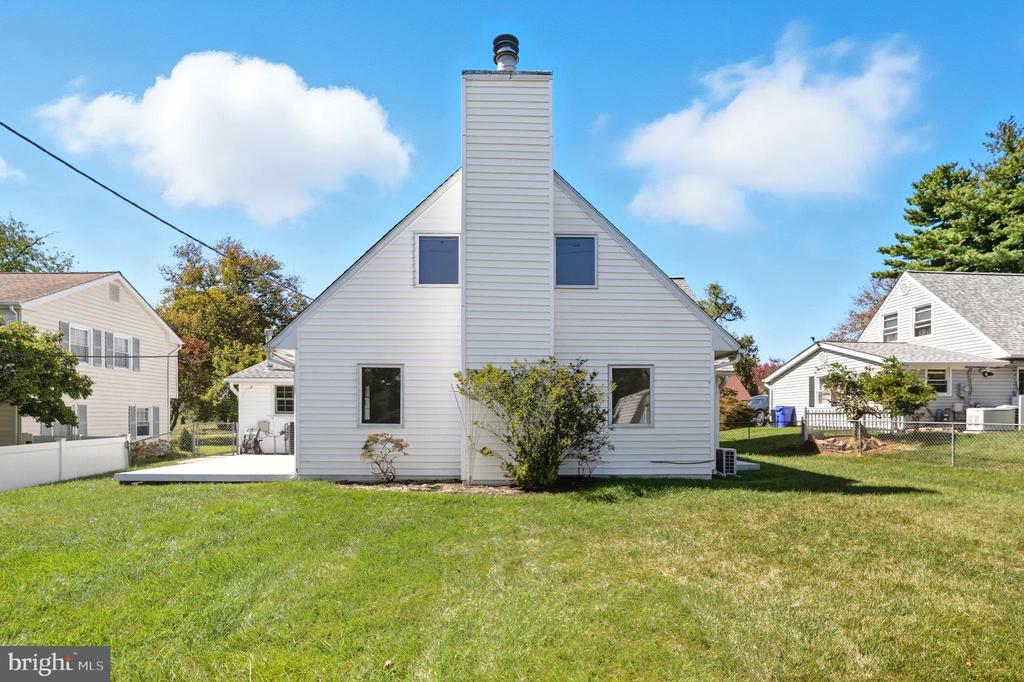 12402 SKYLARK LANE