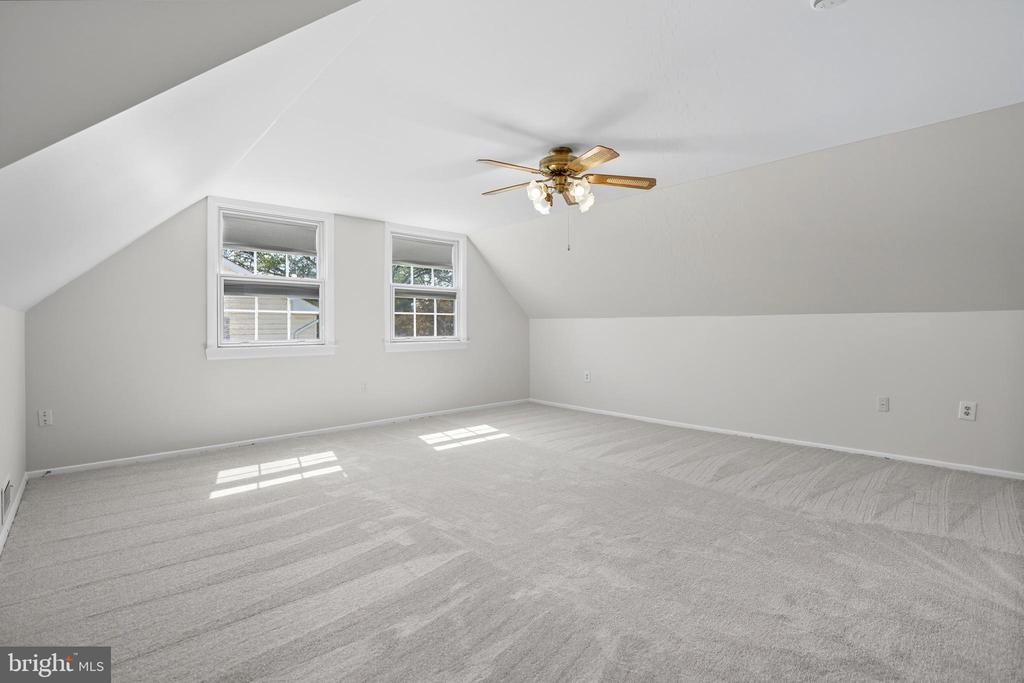 12402 SKYLARK LANE