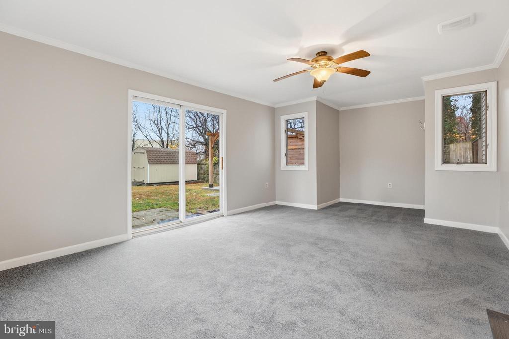 12804 HOLIDAY LANE