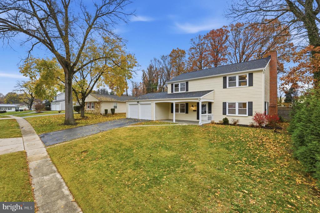12804 HOLIDAY LANE