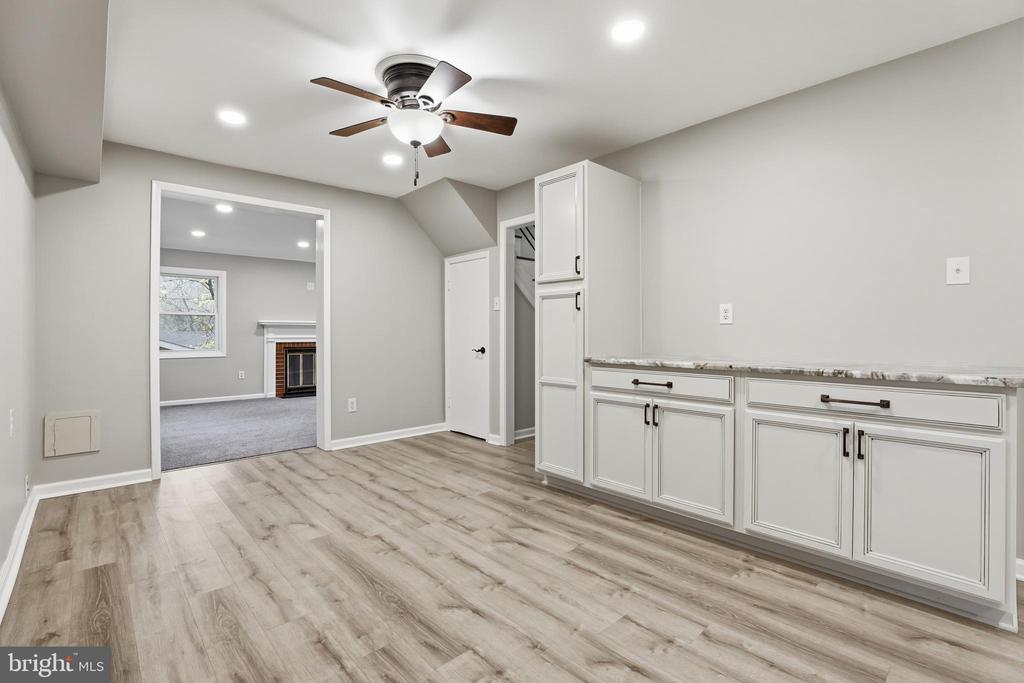 12804 HOLIDAY LANE