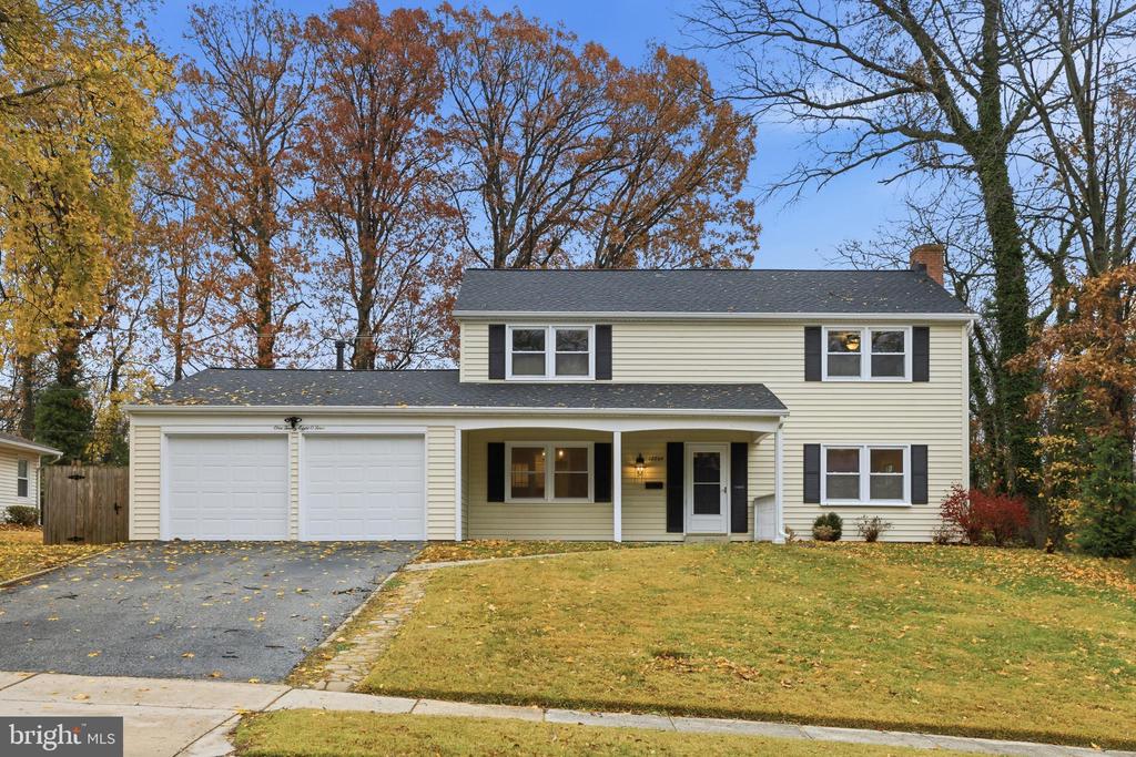 12804 HOLIDAY LANE