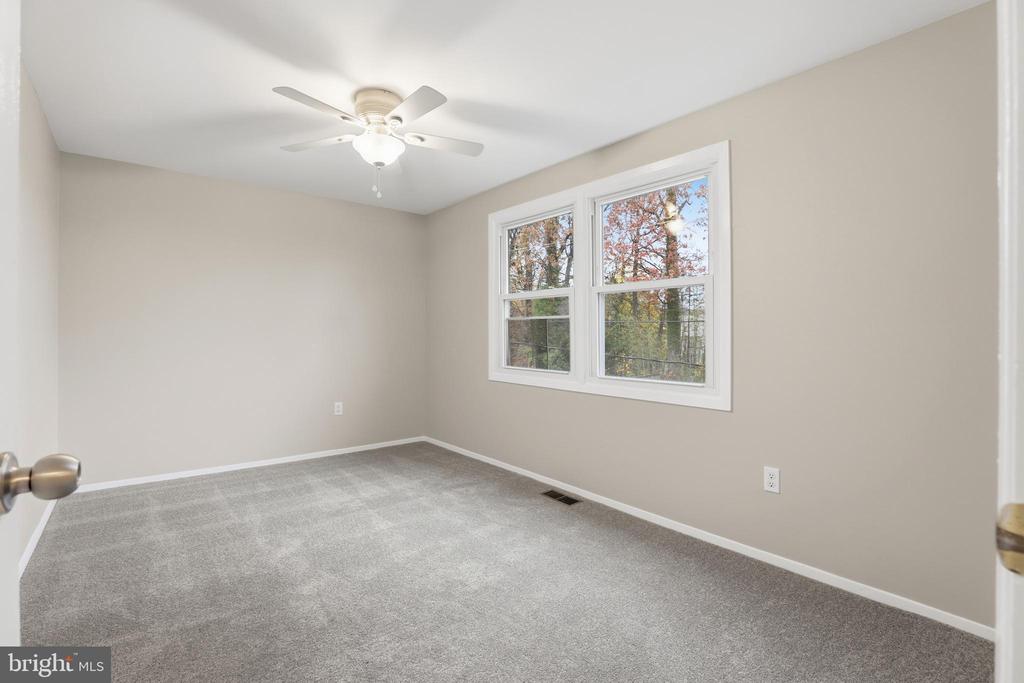 12804 HOLIDAY LANE