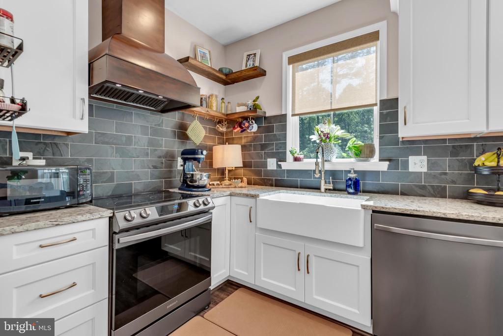 158 Ackerman Dr
