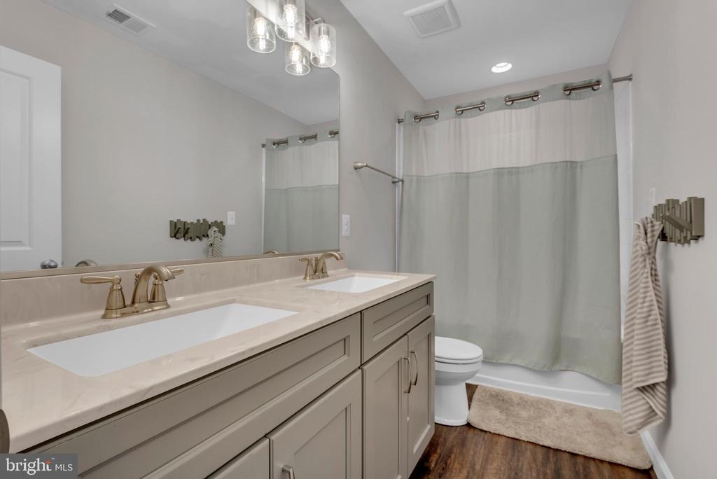 158 Ackerman Dr